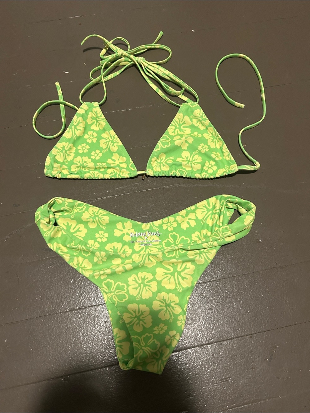 Kulani Kinis Neon Set Size M
